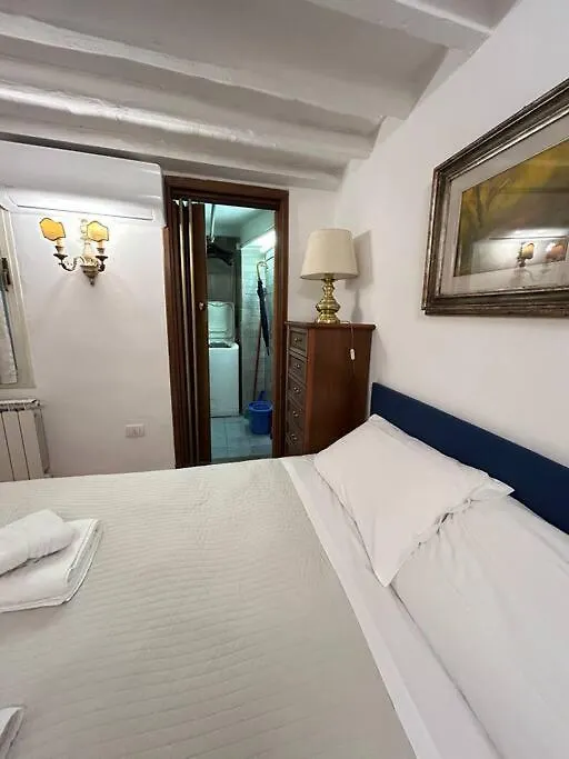Apartment Riverside Retreat By Florencehospitality Com Italy